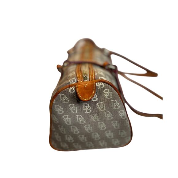 Vintage Dooney & Bourke Signature Canvas Handbag w/ Leather Trim Y2K - Picture 4 of 13